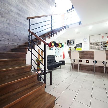 Funk Lounge Hostel Zagreb Buitenkant foto