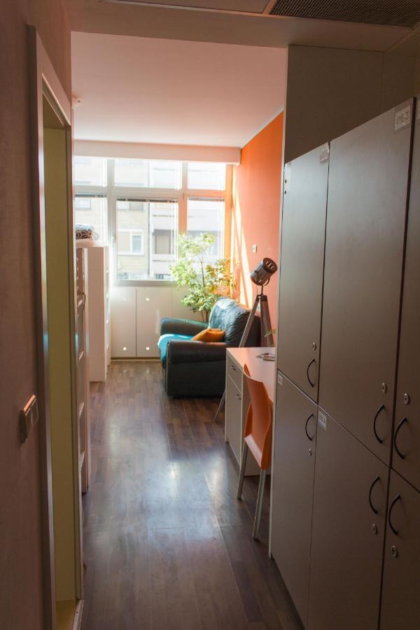 Funk Lounge Hostel Zagreb Buitenkant foto