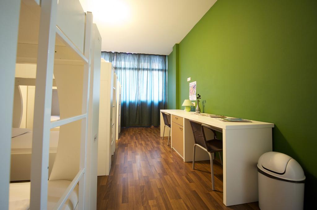 Funk Lounge Hostel Zagreb Kamer foto