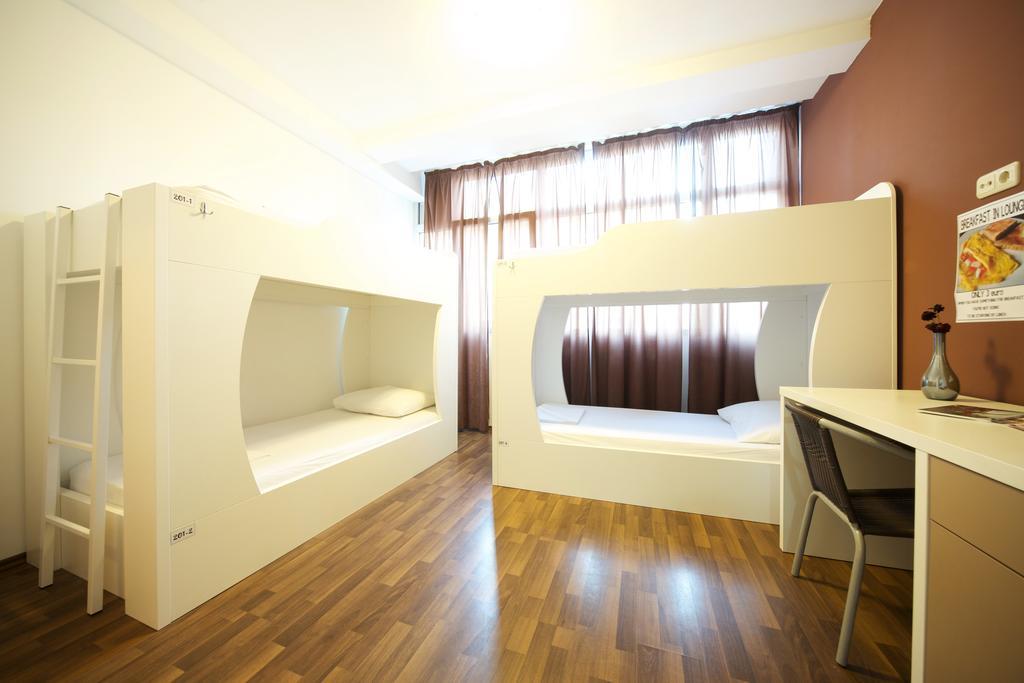 Funk Lounge Hostel Zagreb Kamer foto